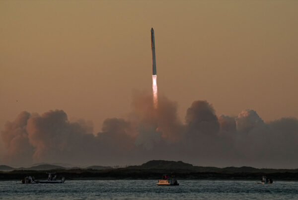 Starship launch 18Nov2023 AP